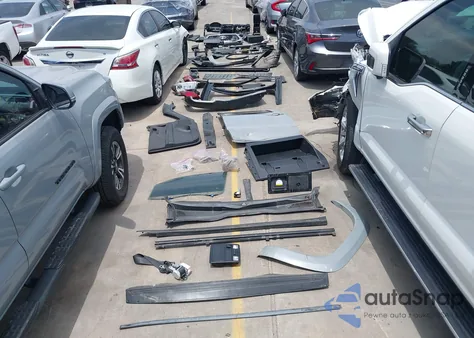 2019 Toyota Tacoma Trd Sport from USA, damaged, VIN 3TMAZ5CN2KM096096